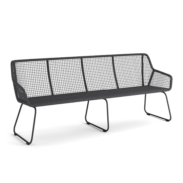 Slider 1 Alden 3er Geflechtbank.jpg